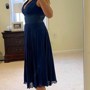 Max and Cleo Navy Blue Goddess Dress Size 6